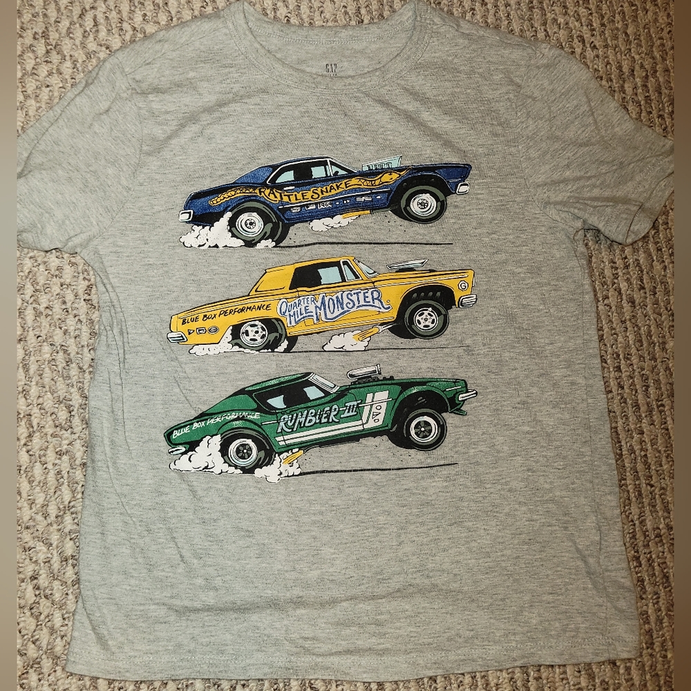 Boys GAP race cars t-shirt gray size M
